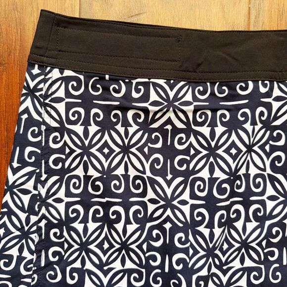 RipSkirt Hawaii Wrap Skirt Black & White Sz Large Beach Vacation Travel Cover Up - Picture 3 of 16